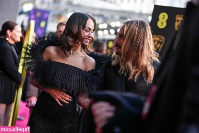 Zoe Saldana [ zoe-saldana ] - Don't keep me waiting.💋😈