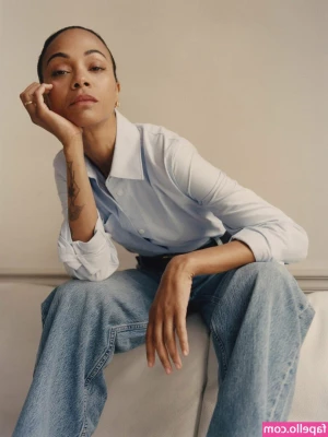 Zoe Saldana [ zoe-saldana ] - quirt video with my NEW toy I just got