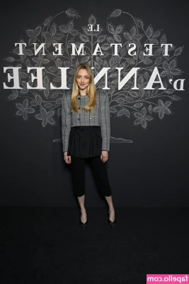 Amanda Seyfried [ amanda-seyfried-1 ] - Time for... brand new photoshoot 😈 for cheeky Tuesday