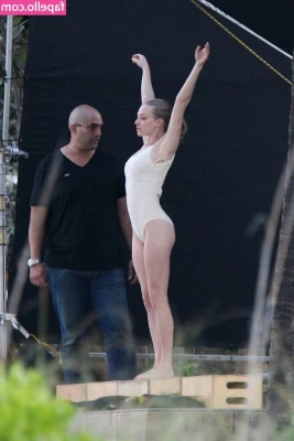 Amanda Seyfried [ amanda-seyfried-1 ] - We re halfway through the week  Bring on the weekend