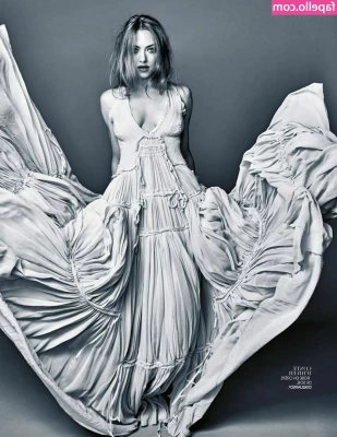 Amanda Seyfried [ amanda-seyfried-1 ] - Shstuffed part 1