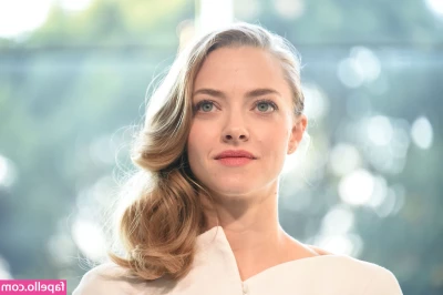 Amanda Seyfried [ amanda-seyfried-1 ] - De que color es mi panty