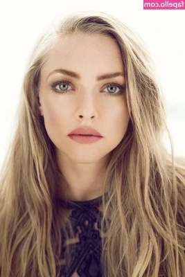 Amanda Seyfried [ amanda-seyfried-1 ] - Insomnia at its finest  someone cuddle me