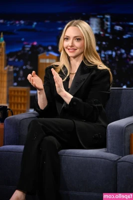 Amanda Seyfried [ amanda-seyfried-1 ] - We tried your way guys. It dint work.