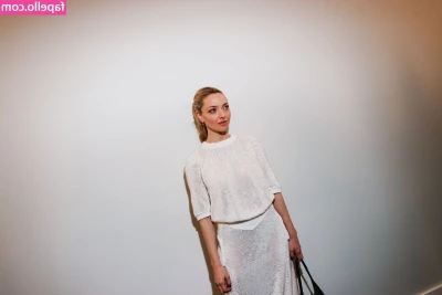 Amanda Seyfried [ amanda-seyfried-1 ] - Outfit of the day