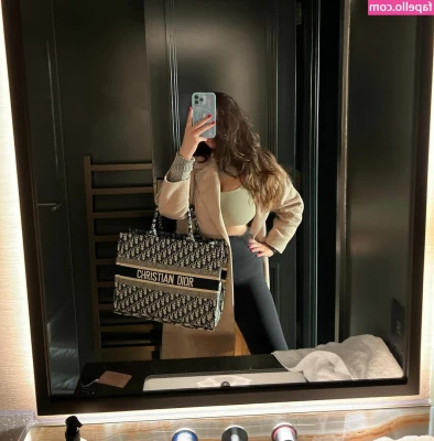 Simone Goodall [ simone-goodall ] - QUIERO EMPEZAR HACER MÁS COSAS EN MI ONLY FANS Y NO TENGO CON QUIEN