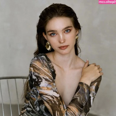 Anastasia Veretnova [ anastasia-veretnova ] - Here s some cute clips of a video that is to come