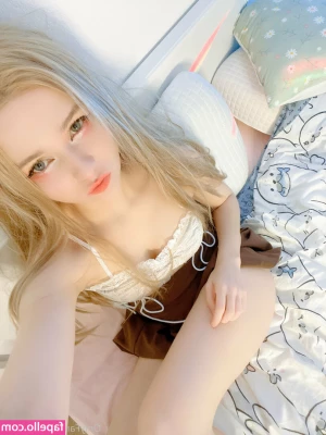 Rachel Blossom [ rachel-blossom ] - Cat got ya tongue