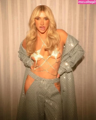 KeshaRose - I m in love with this swimsuit