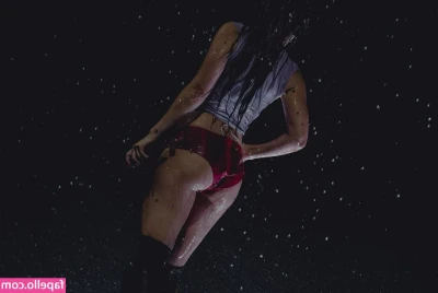 Charli XCX [ charli-xcx ] - Get away at Disney... then MFC Monday!  Hoping to catch you guys
