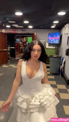 Charli XCX [ charli-xcx ] - https://onlyfans.com/655368202/latinabratt69