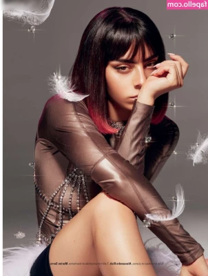 Charli XCX [ charli-xcx ] - We're ready to show you what we go 😍❤️‍🔥 NEW UPCOMING BG