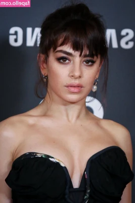 Charli XCX [ charli-xcx ] - Tits and Smiles! what more could you need to make your day b better?