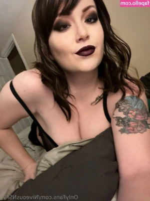 niveousnsfw - Like or Tip this post if you’d ruin my tight little hole 🥵