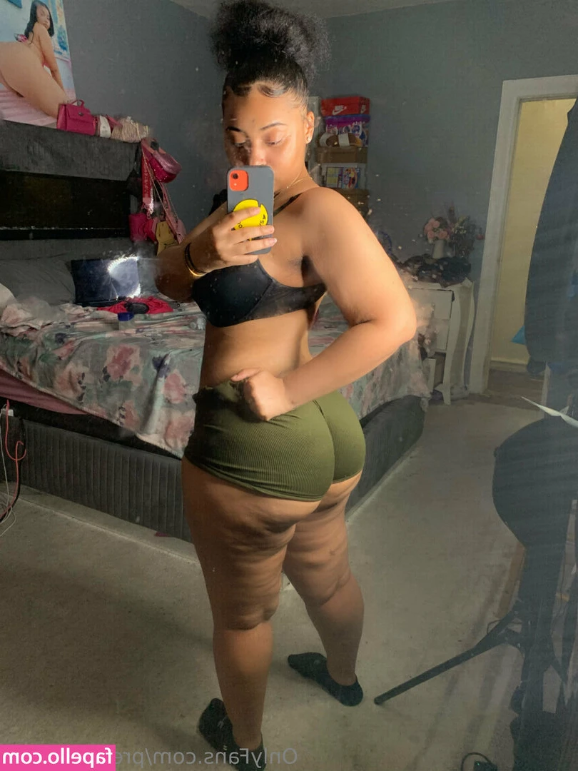 Prettyfaceszn - I'm very fortunate to be able to hang out with this lot (naked)!