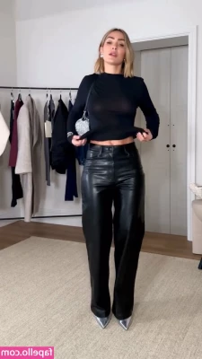 Frankie Bridge [ frankie-bridge ] - Bayram şekerleri  boobs  milking  ass
