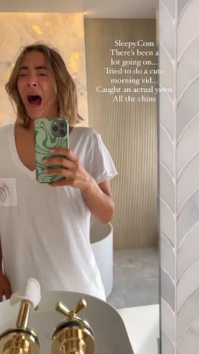 Frankie Bridge [ frankie-bridge ] - Wife came to help me in the garage with the car…….she didn’t