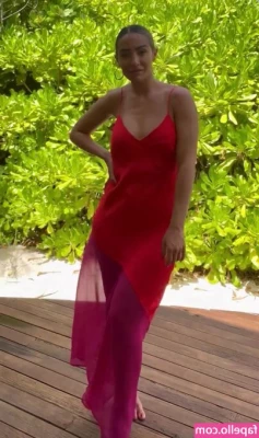 Frankie Bridge [ frankie-bridge ] - do you want Mistress to pound your ass? 🍑🍆 I know you’d love