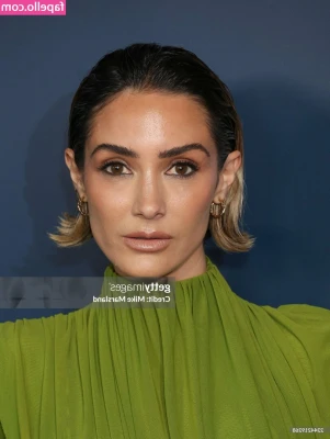 Frankie Bridge [ frankie-bridge ] - Stretch....