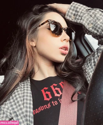 Kiwisunse T [ kiwisunse-t ] - Check your DM's to see more of @meganrandom ~