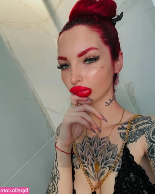 aimeff_ [ aimeff ] - POV I’m sitting on your face 👅