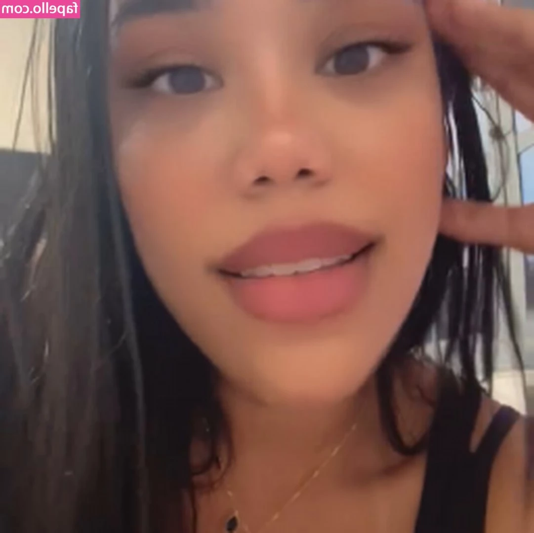 Kalileaox - send me a message to DM   and tell me what your sexual fantasy is   I