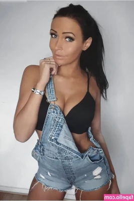 Coco Ciaoman [ coco-ciaoman ] - Can I have your attention, babe?😈💖
