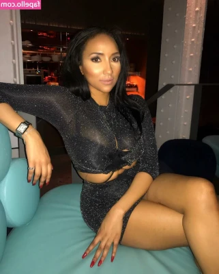 ShayLiving - Limited Content Set