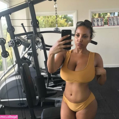 ShayLiving - Will you lick me up, from down up? 👅🤭