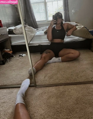 Shea.elise [ shea-elise ] - Listen up !! Time to get your custom requests in… I got a