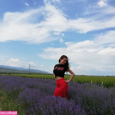 Denitsa Dacheva [ denitsa-dacheva ] - Showing off for you 🥰