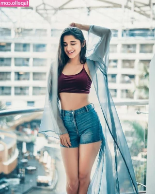 Kanika Mann [ kanika-mann ] - Picture spam
