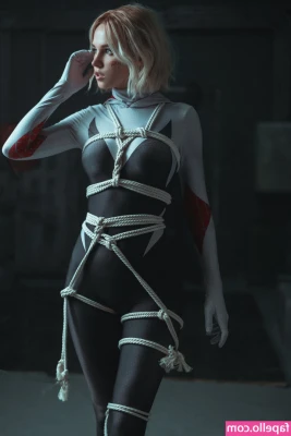 Spider-Gwen - ‼️ Beware, dangerous curves ahead!!! 😎
