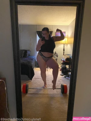 GothBarbie69 - Gushing all over my bed with this metal toy. 💦💦💦