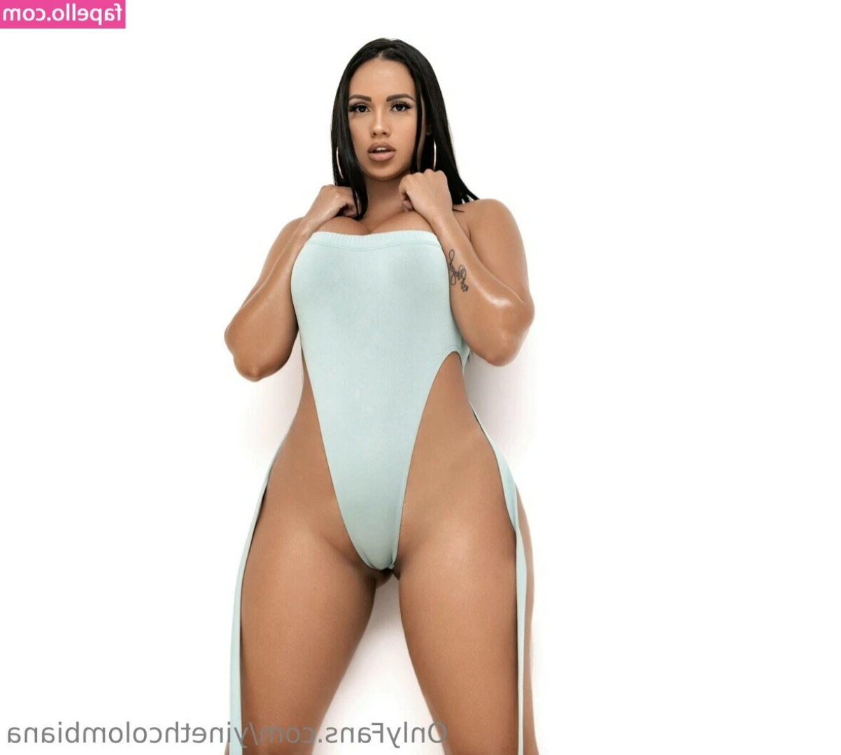 Yineth Moreno [ yineth-moreno-1 ] - Nuovo completino da scolaretta👅