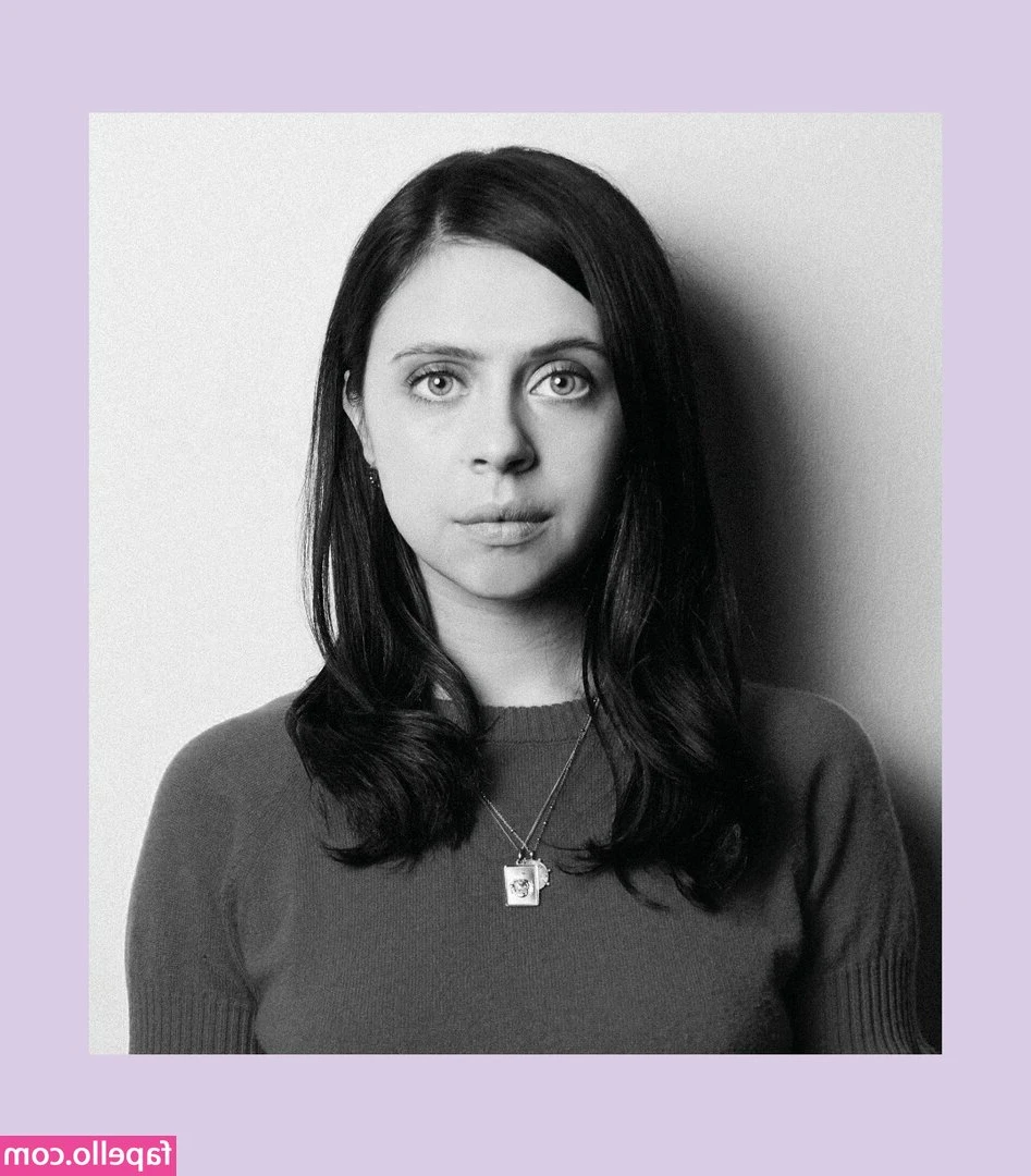 Bel Powley [ bel-powley ] - Class is in session🤓🍎📚 (naughty role play in ur DMs)