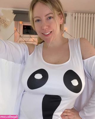 Lily [ lily-1 ] - Head to toe!  @lucymuse