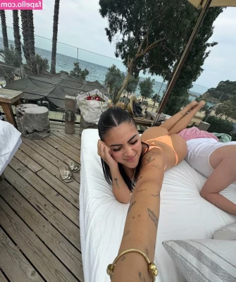 Lucia Bellido [ lucia-bellido ] - Footjob teaser @aj_fresh_xxx