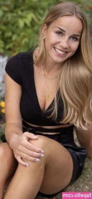 Giulia Gwinn [ giulia-gwinn ] - I m always teasing