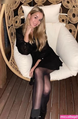 Giulia Gwinn [ giulia-gwinn ] - First 5 people to tip  15 get a brand new  nottheboyfriend video