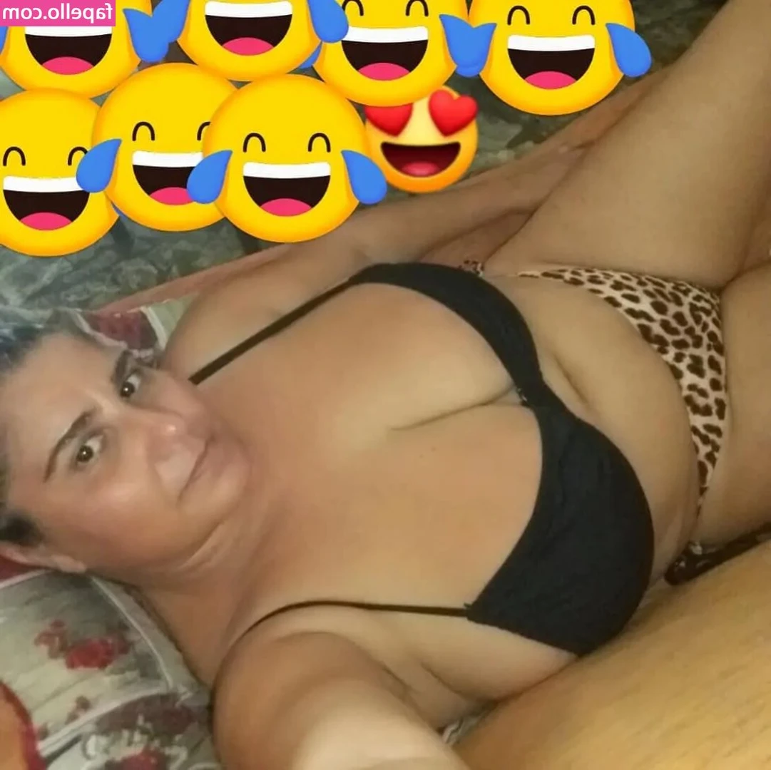 Damiana Stefanizzi [ damiana-stefanizzi ] - How about watching me ride you all night? 😈