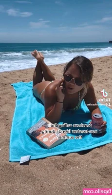 Alina Bitter [ alina-bitter ] - Flip flop frenzy
