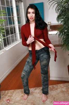 Aliza Haze [ aliza-haze ] - Booty view 🍑