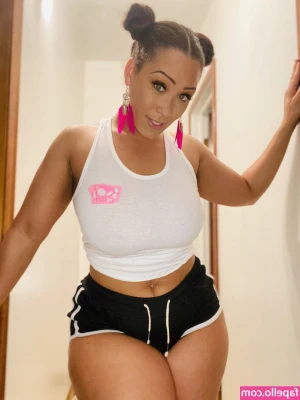Kendra Kouture [ kendra-kouture ] - Good morning babe, have an amazing Monday! ;)   Includes: titties,
