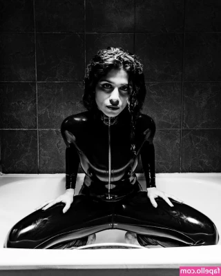 Mistress Sophia Sahara [ mistress-sophia-sahara ] - anyone wanna play? DM ME 🥺🤤🤤🤤