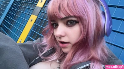 leebee - Can i sit on your face?
