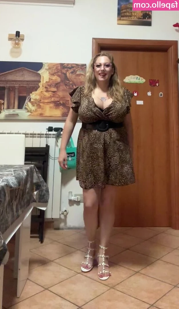 Ladeadiromafiore - Im in need of a good pounding 🤤 Leave a tip if you’d love to