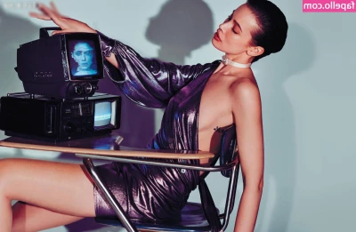 Stephanie Corneliussen [ stephanie-corneliussen ] - Hello   Best regards