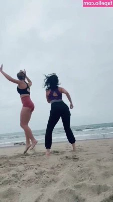 Emily [ emily-5 ] - Quick lil pull out just cause