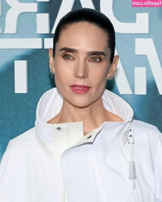 Jennifer Connelly [ jennifer-connelly ] - I like these. I will be buying more 😁